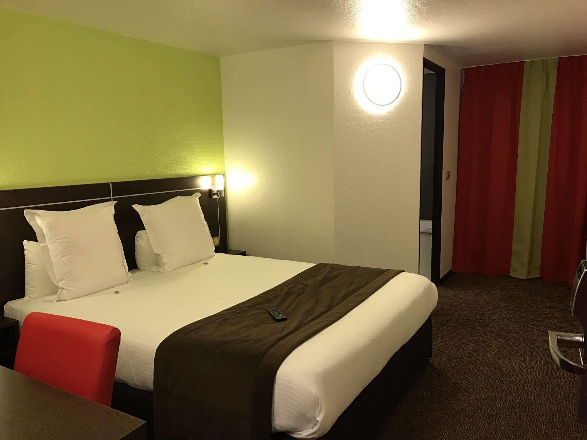B&B Hotel Brétigny-sur-Orge Exterior foto